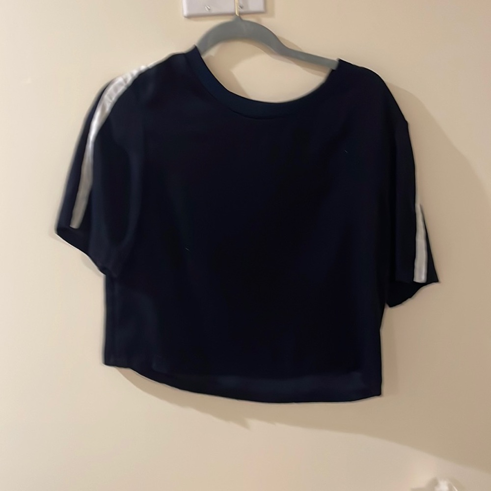 Soprano. Small. Navy and white.